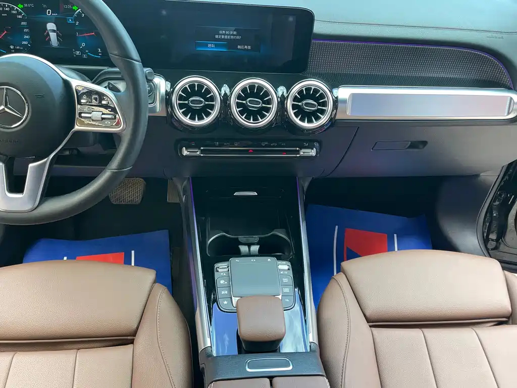 MERCEDES BENZ GLB 2021