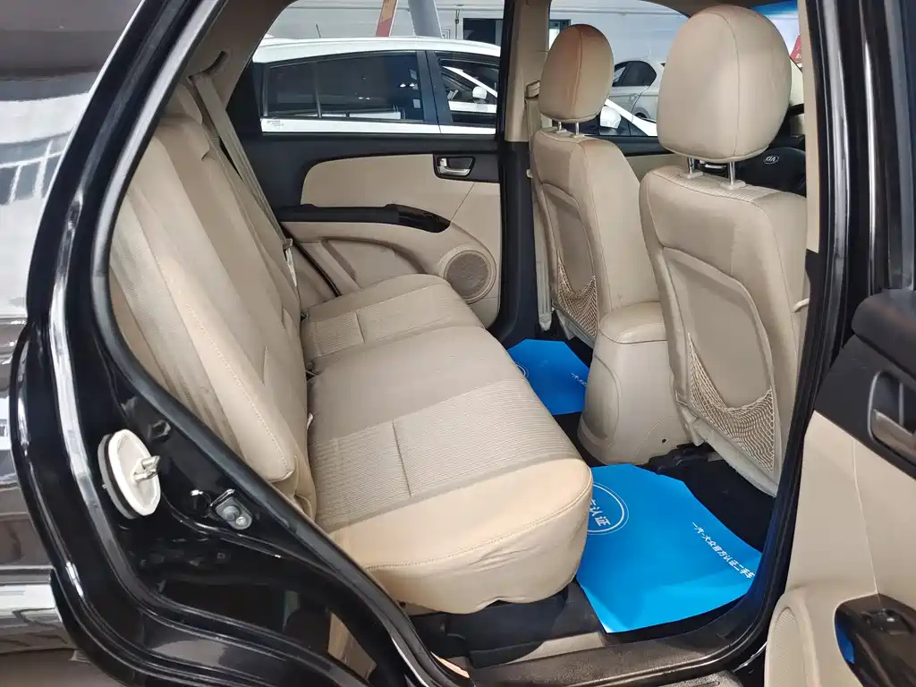 KIA SPORTAGE 2015