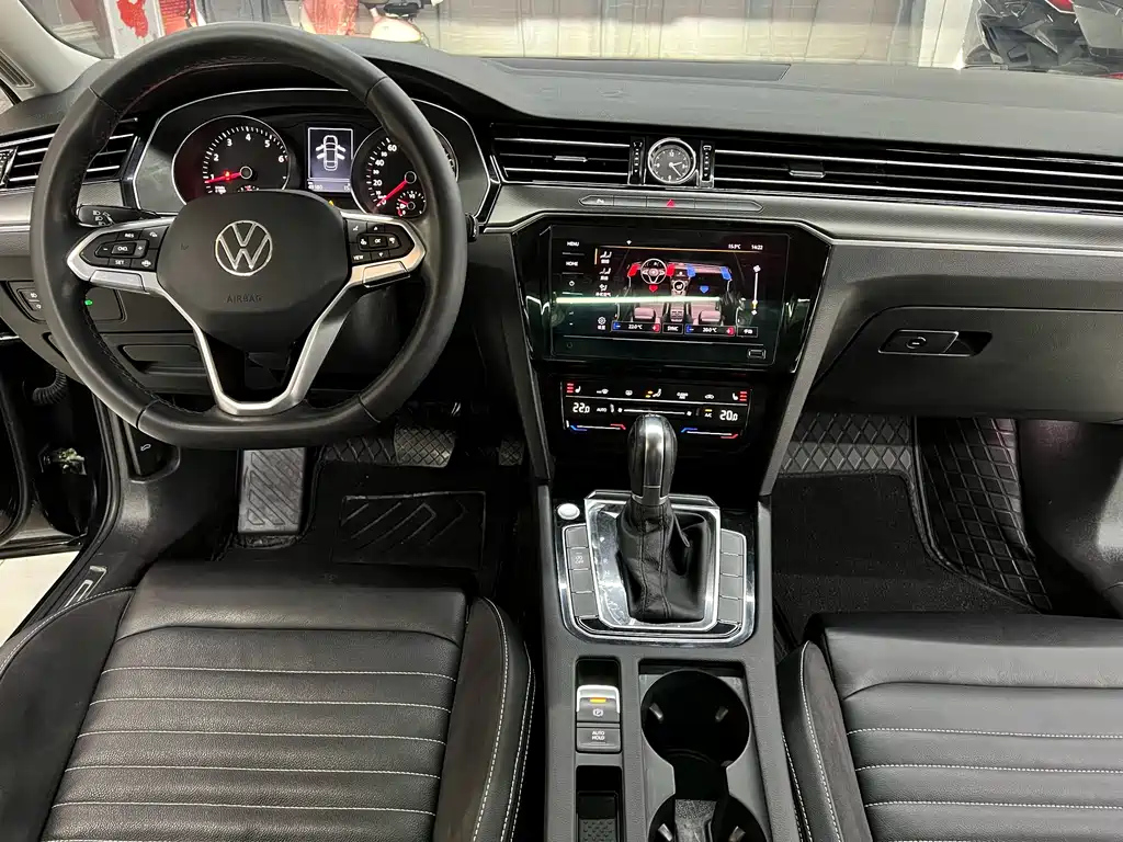 VOLKSWAGEN MAGOTAN 2021