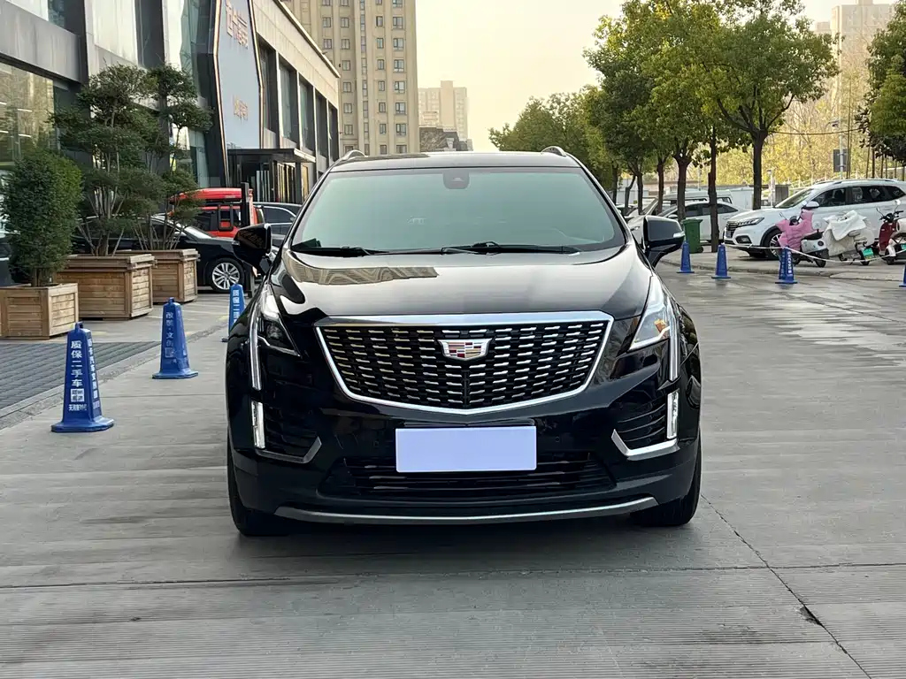CADILLAC XT5 2021