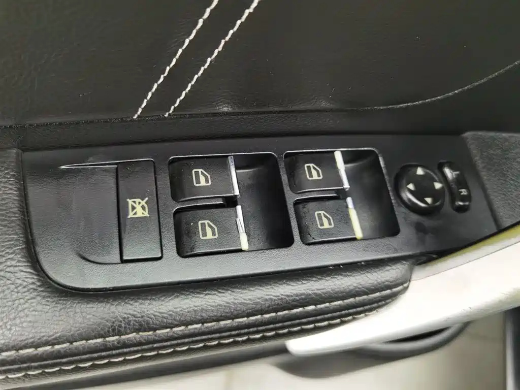 GEELY AUTO EMGRAND 2016