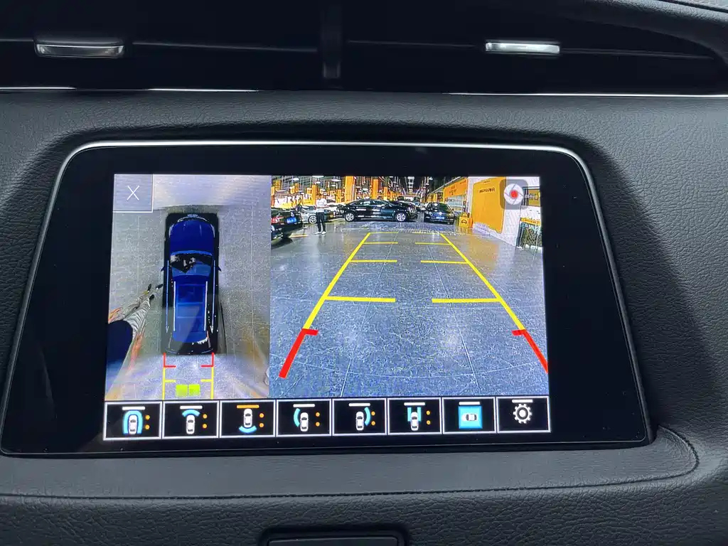 CADILLAC XT4 2022