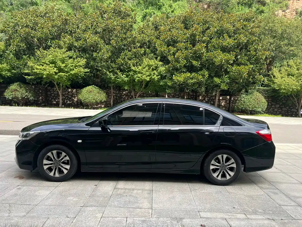 HONDA ACCORD 2015