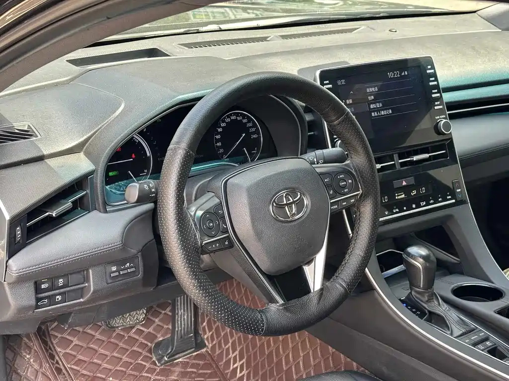 TOYOTA AVALON 2020