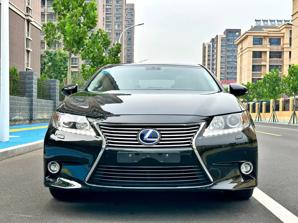 LEXUS ES 2014