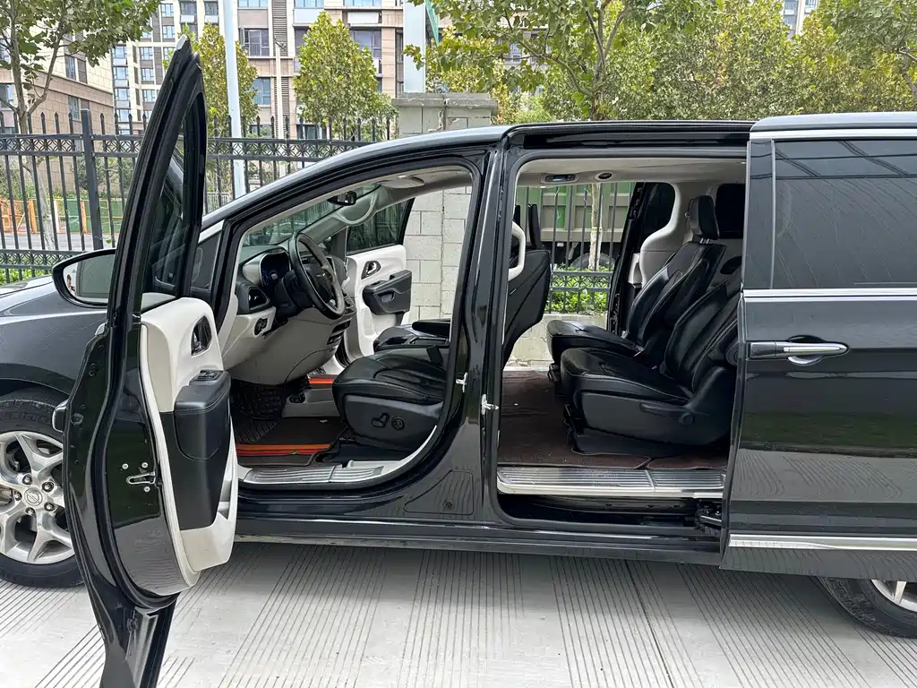 CHRYSLER BIG 捷龙 IMPORT 2019