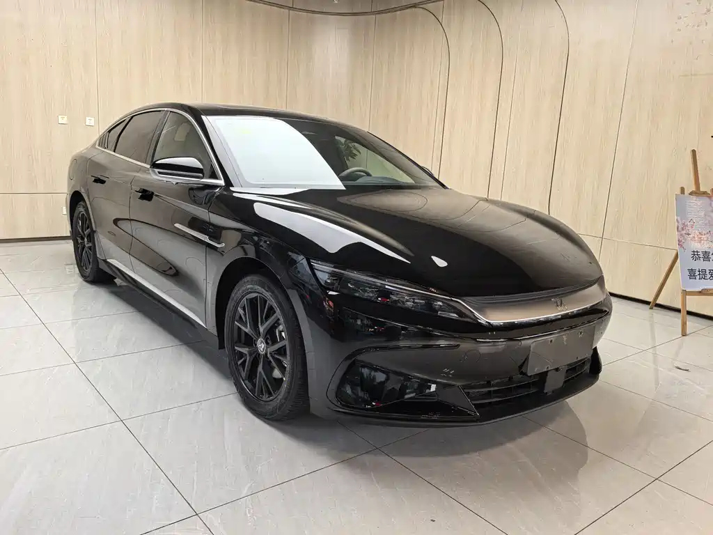 BYD HAN 2025