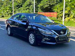 NISSAN TEANA 2018