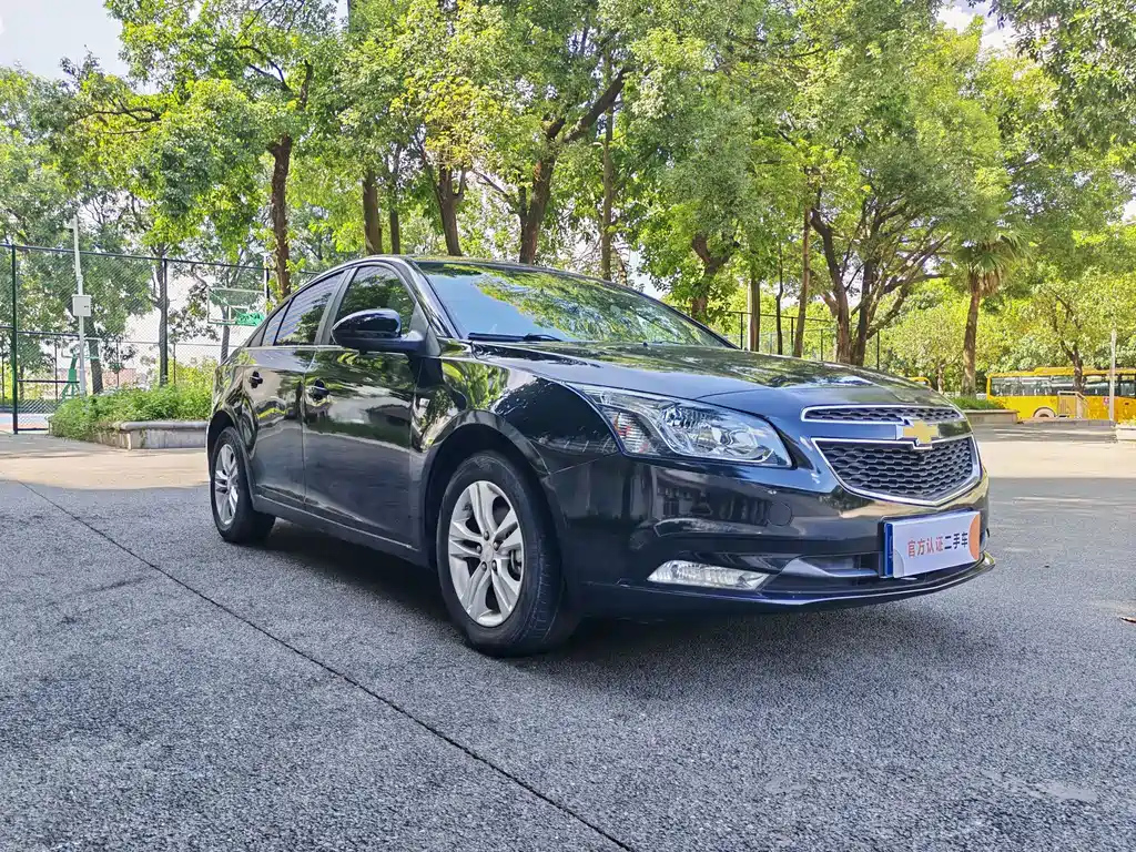 CHEVROLET CRUZE 2015