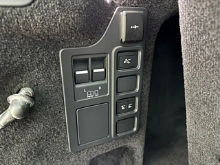 LAND ROVER DISCOVERY  2024 YEAR 360PS DYNAMIC SE 2024