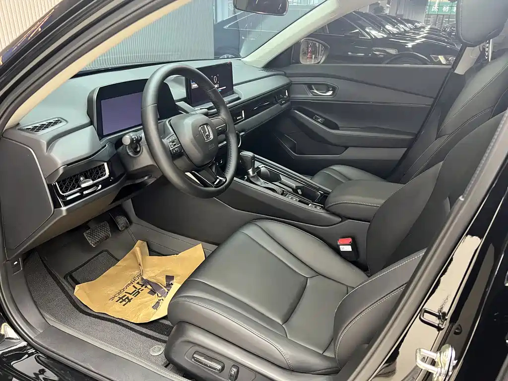 HONDA INSPIRE 2025