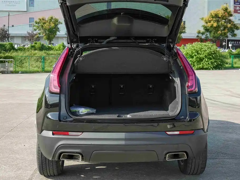 CADILLAC XT4 2019