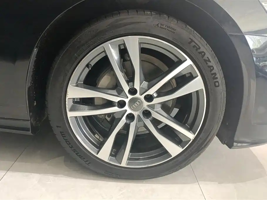 AUDI A6L 2019