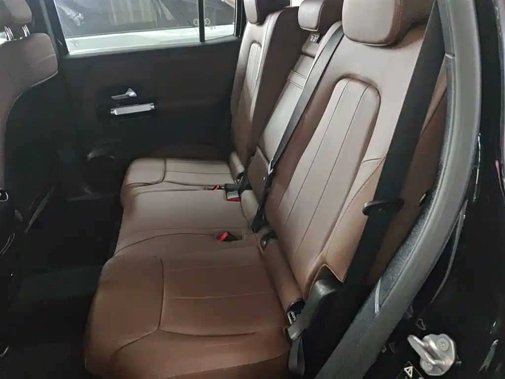 MERCEDES BENZ GLB 2021