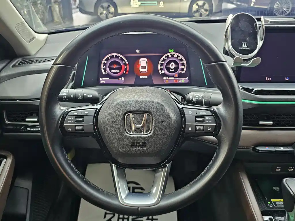 HONDA INSPIRE 2022
