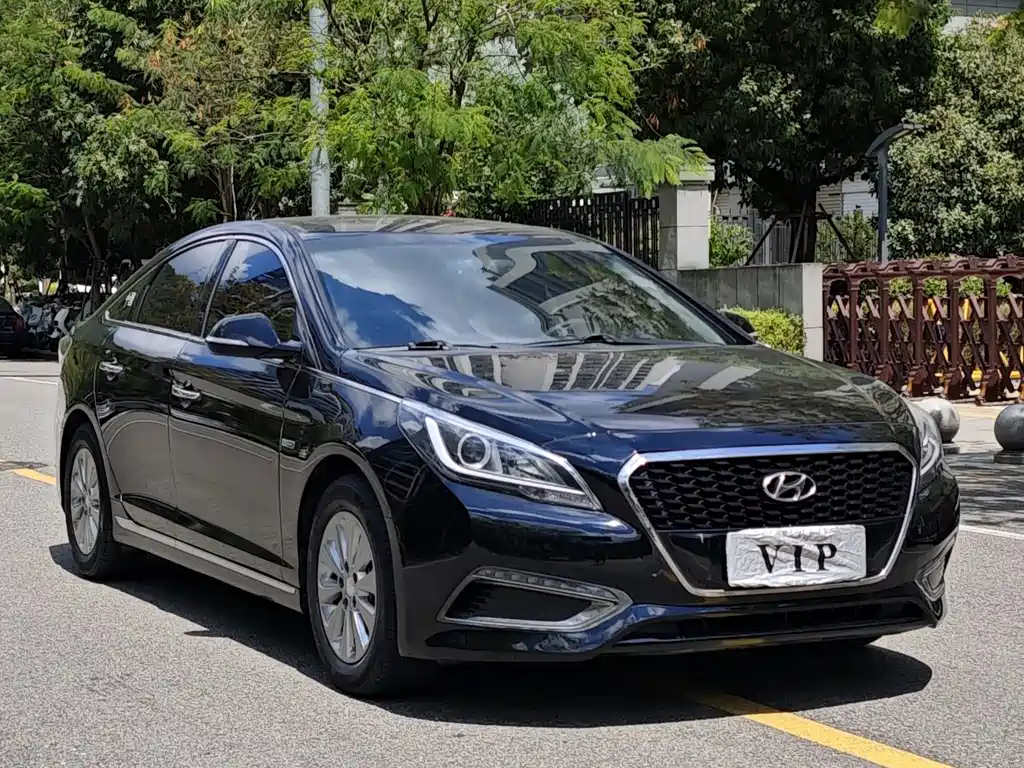 HYUNDAI SONATA 2016