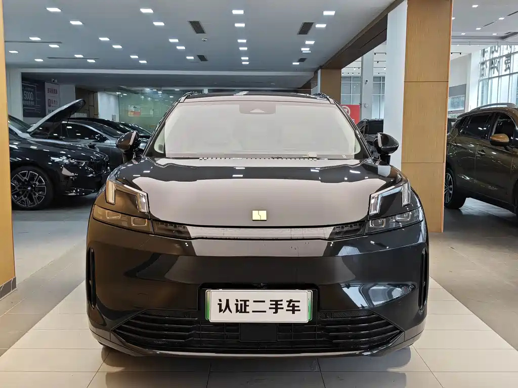 LYNK&CO 08 NEW ENERGY 2025