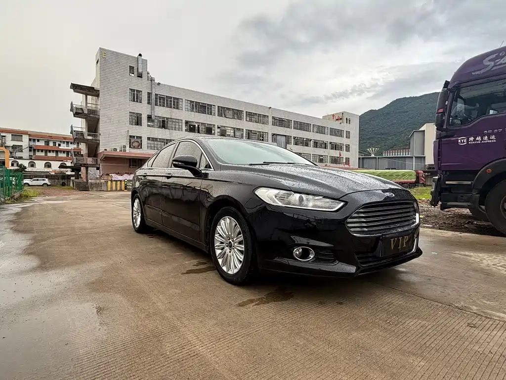 FORD MONDEO 2014