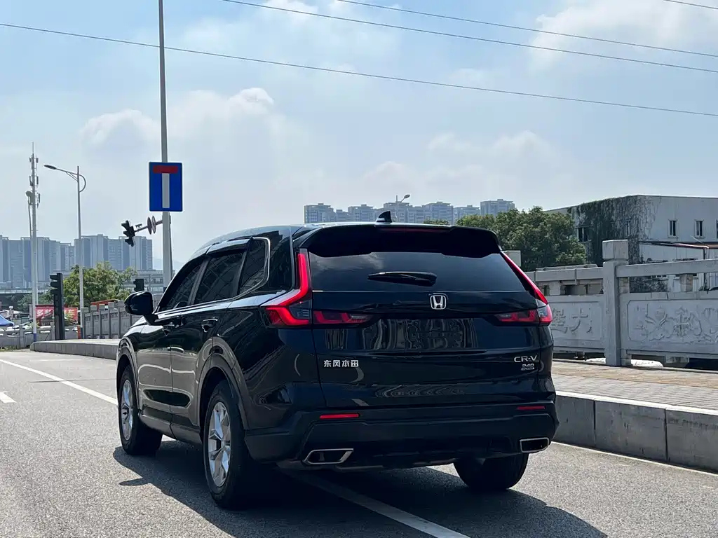HONDA CR-V 2023