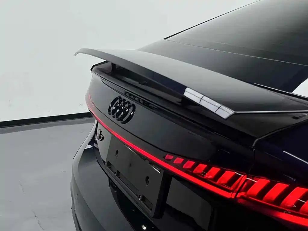 AUDI A7 2021