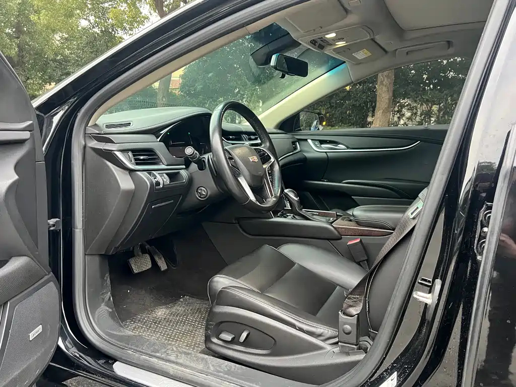 CADILLAC XTS 2018
