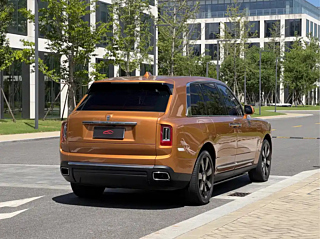 ROLLS ROYCE CULLINAN  2018 YEAR  SEATS EDITION 2018