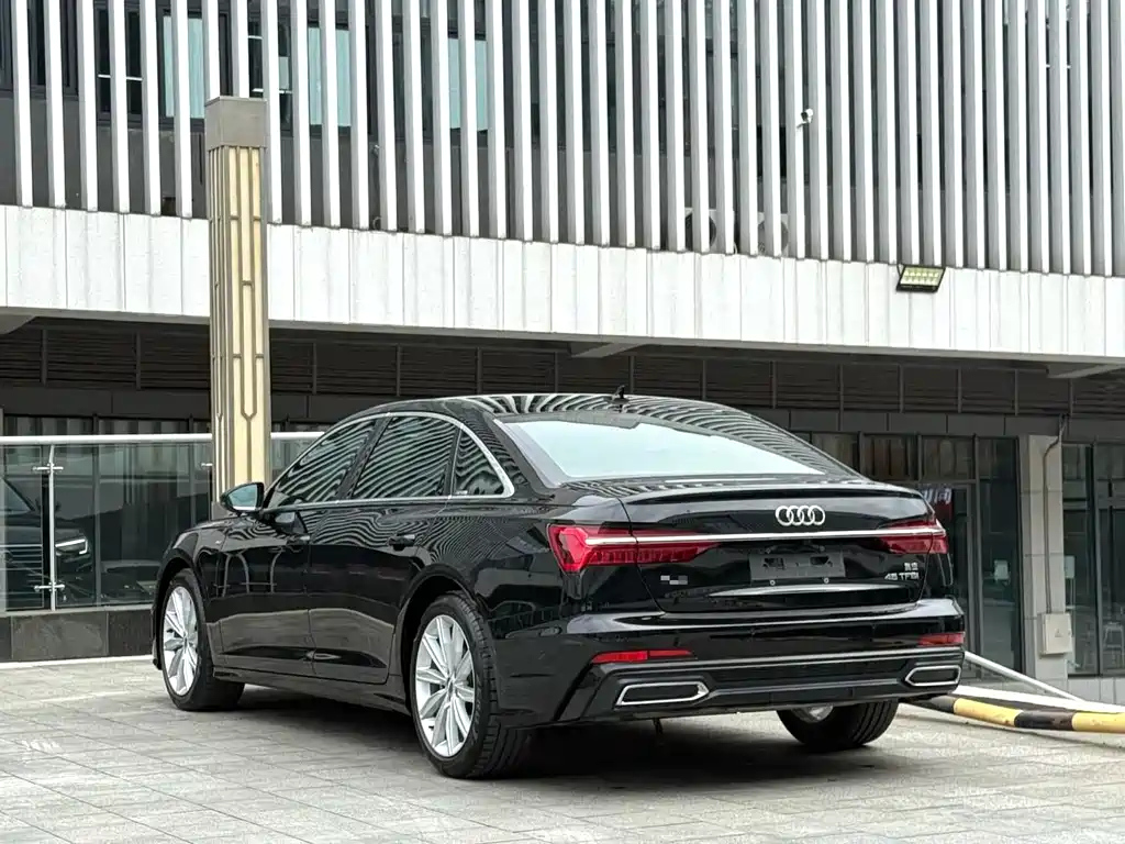AUDI A6L 2021
