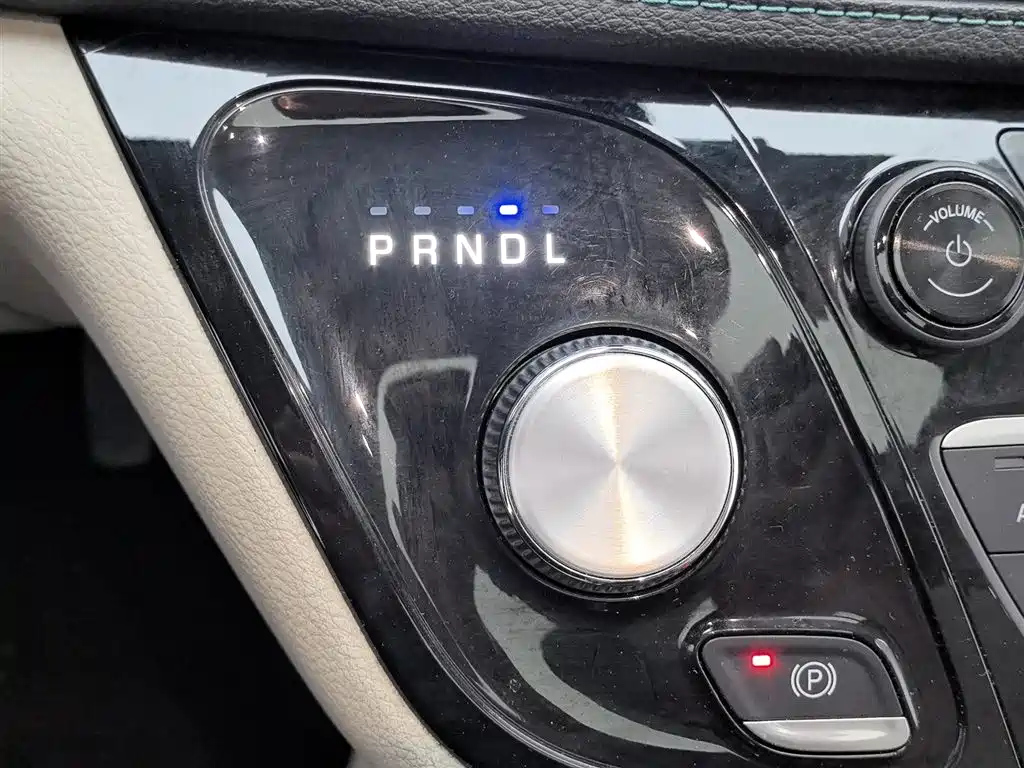 CHRYSLER BIG 捷龙PHEV IMPO 2019