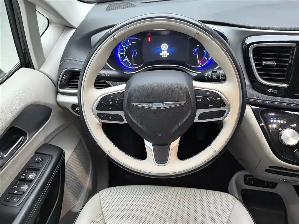 CHRYSLER BIG 捷龙PHEV IMPO 2019