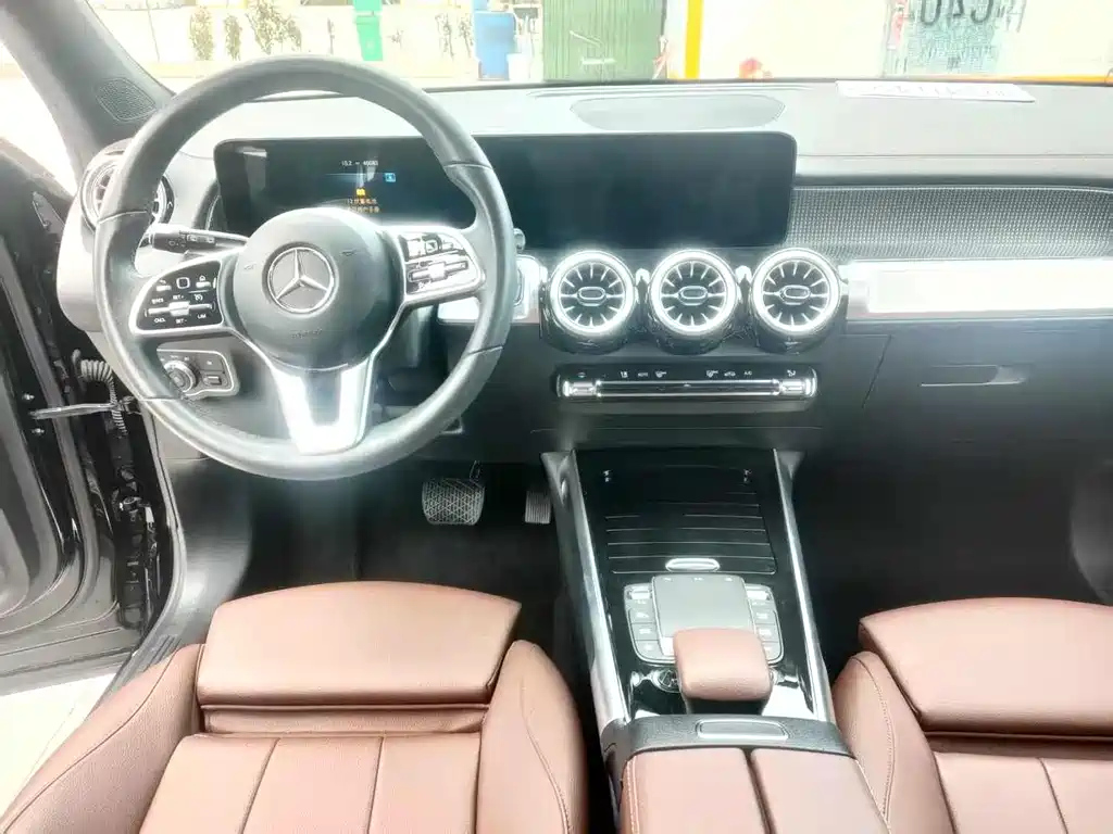 MERCEDES BENZ GLB 2022