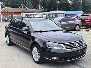 VOLKSWAGEN PASSAT LINGYU 2010