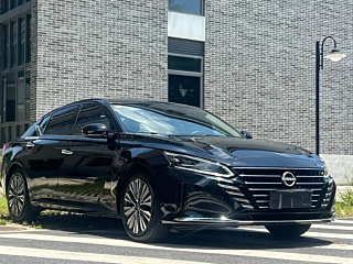 NISSAN TEANA 2023