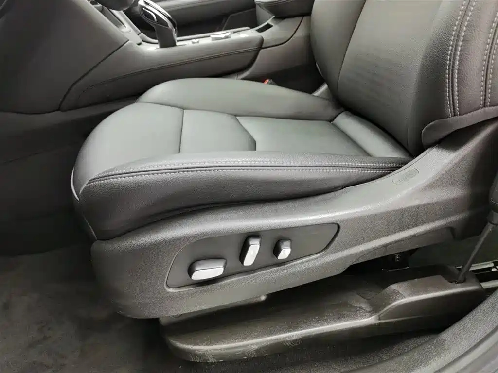 CADILLAC XT5 2022