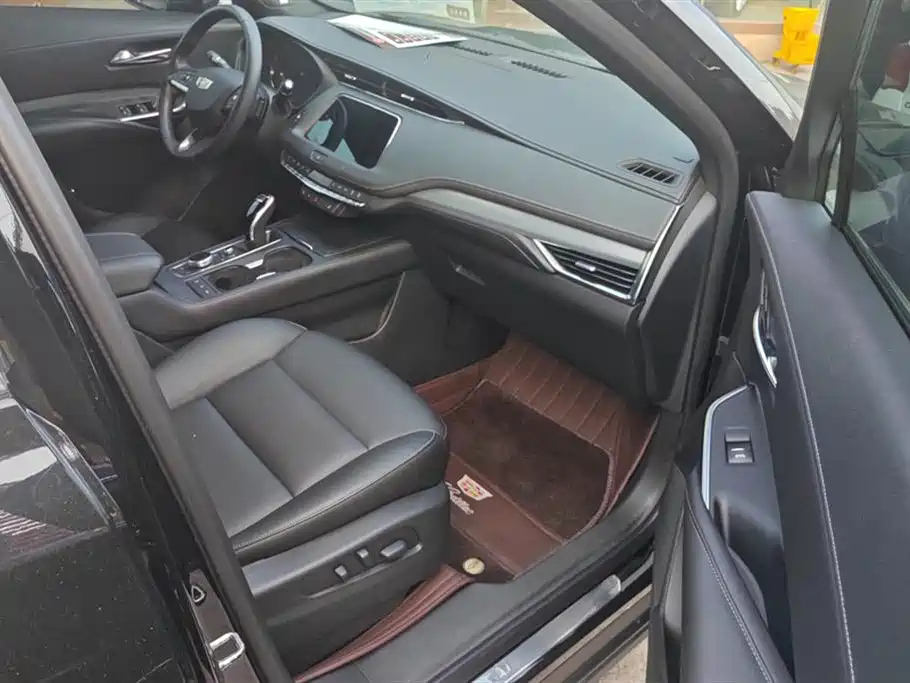 CADILLAC XT4 2020
