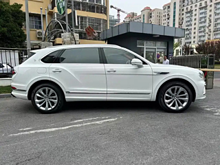 BENTLEY BENTAYGA 2024 YEAR 4.0T V8 2024