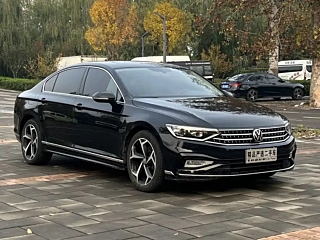 VOLKSWAGEN MAGOTAN 2023