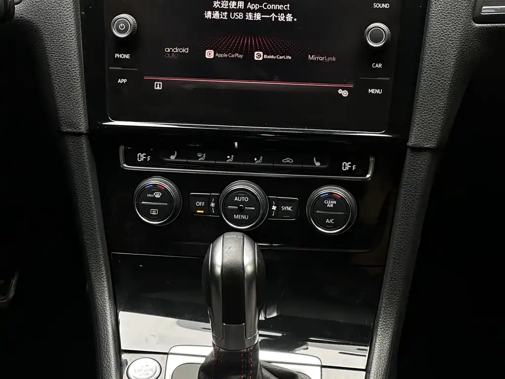 VOLKSWAGEN GOLF GTI 2018