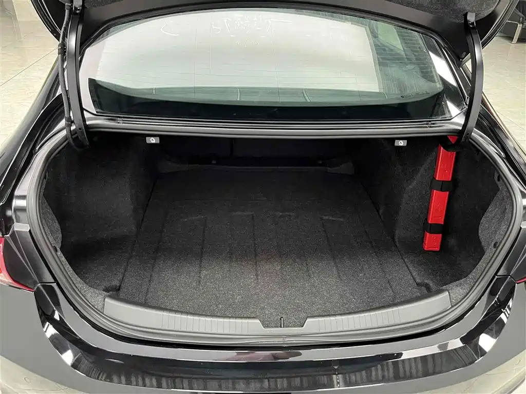 CHEVROLET MALIBU XL 2022