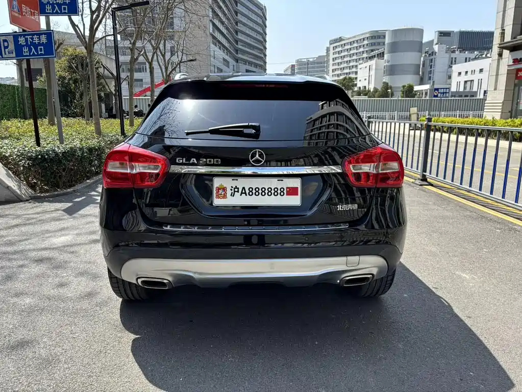 MERCEDES BENZ GLA 2016