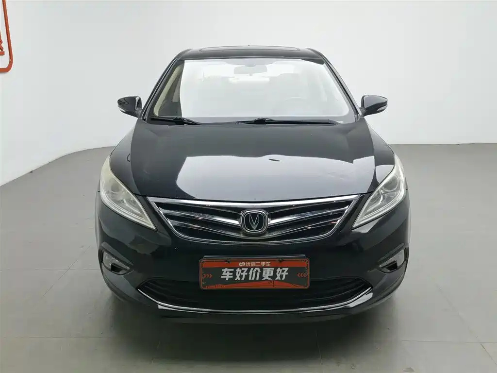 CHANGAN EADO 2015