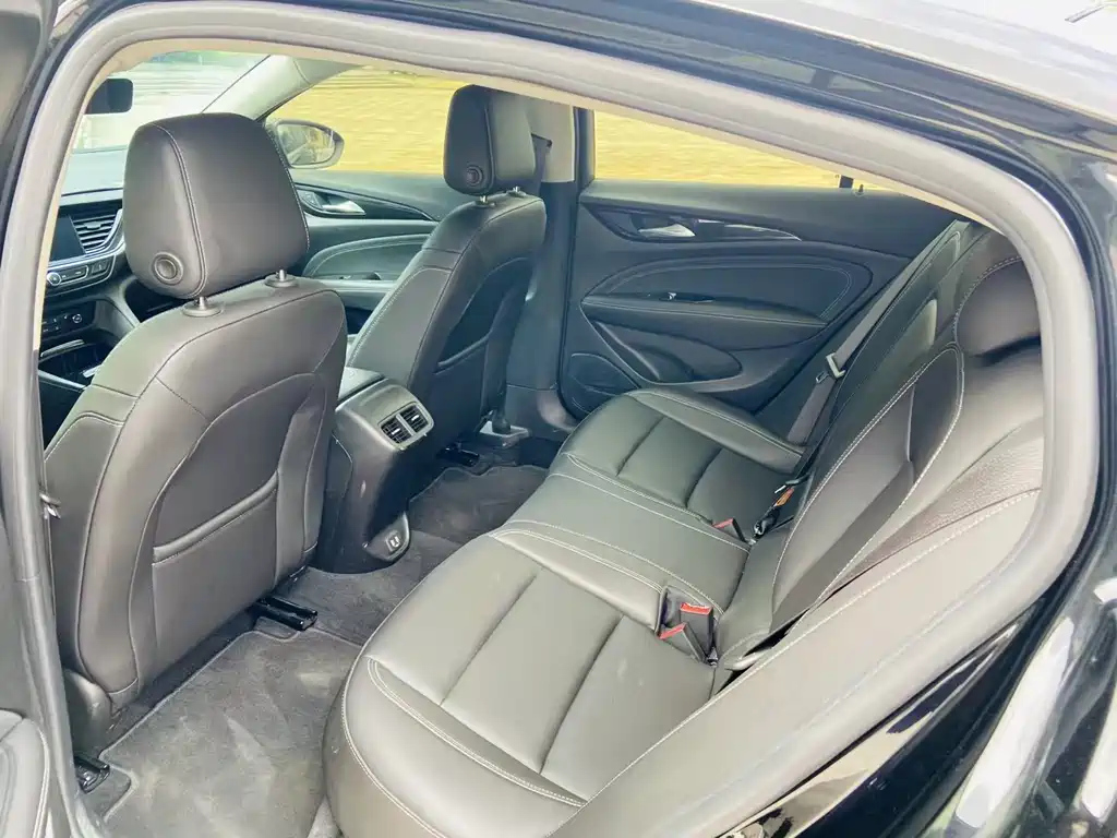 BUICK REGAL 2024