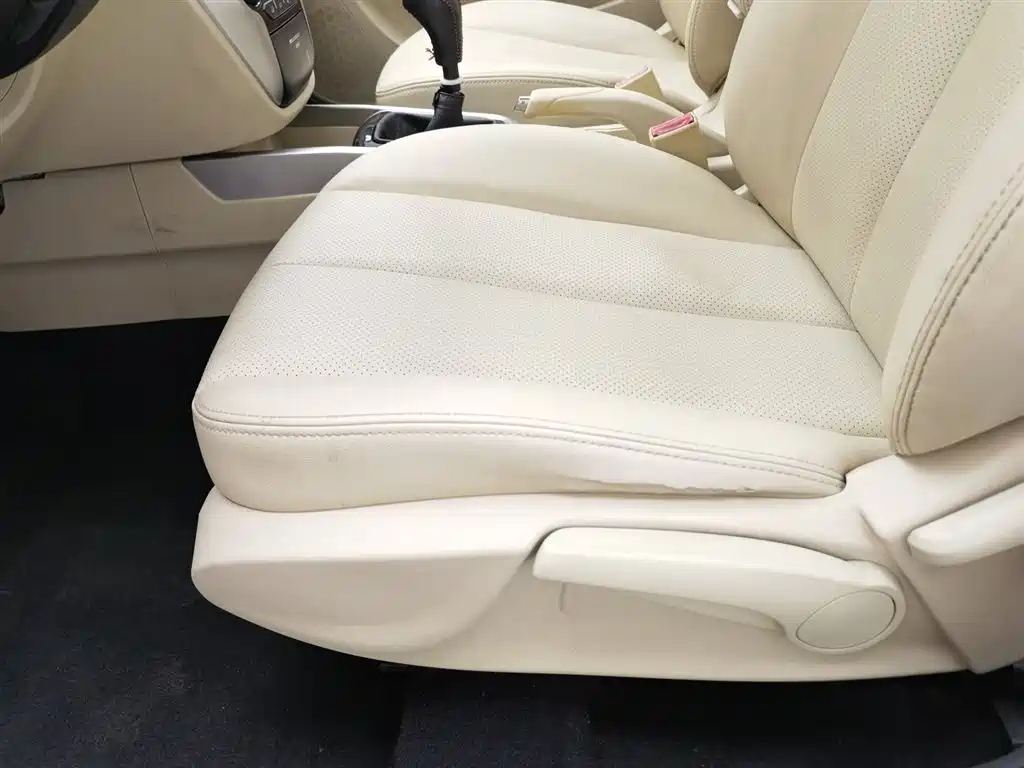 CHANGAN EADO 2014