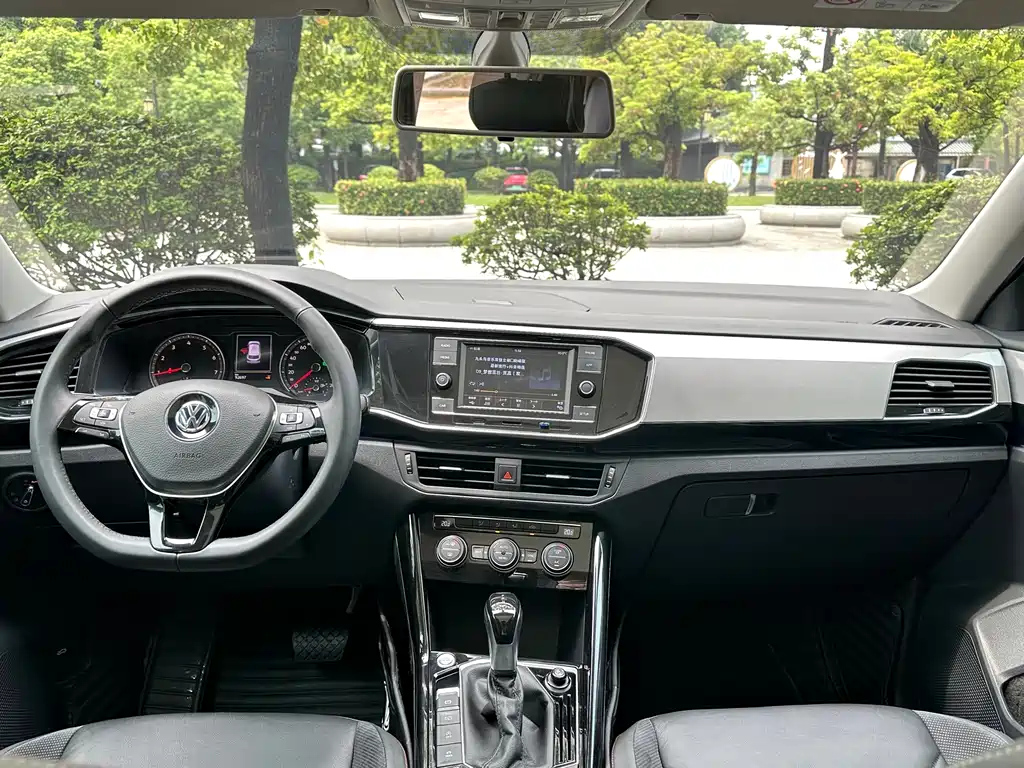 VOLKSWAGEN TAYRON 2020