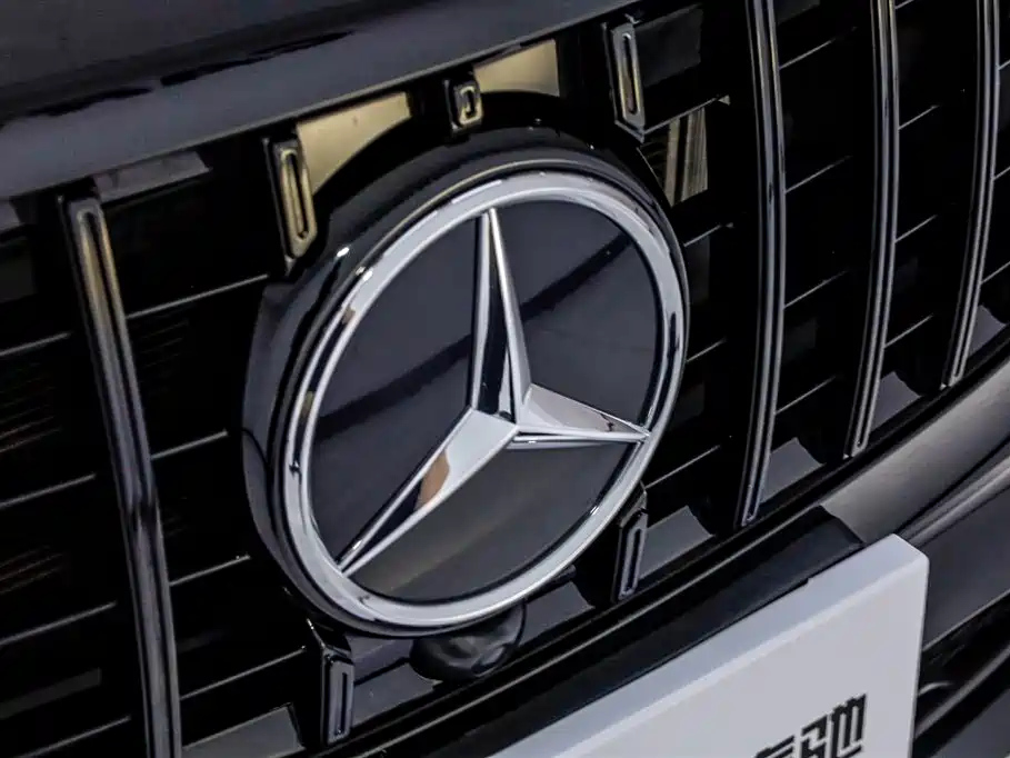MERCEDES BENZ GLB 2023