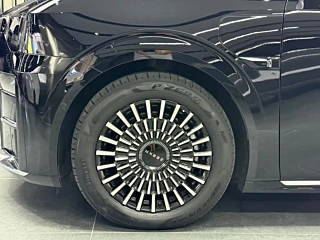 ZEEKR 009 2024 YEAR SEATS EDITION 108KWH 2024