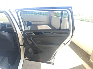 VOLKSWAGEN TIGUAN L  2023 YEAR 330TSI AUTOMATIC 2WD  EDITION 2023