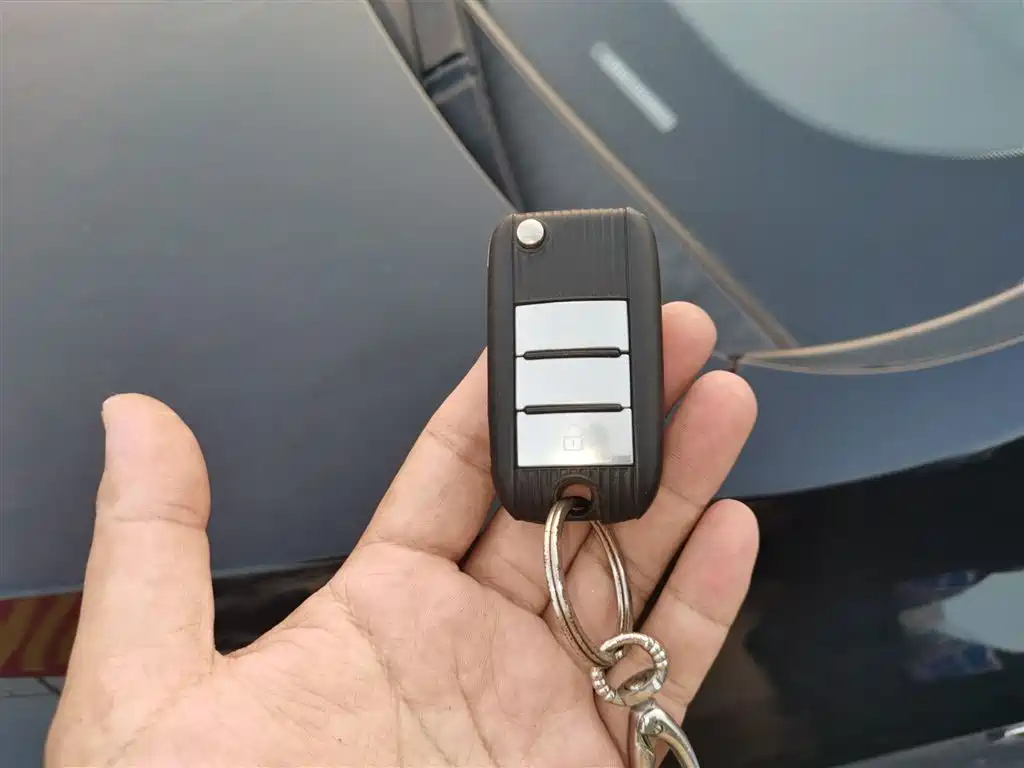 ROEWE I6 2019