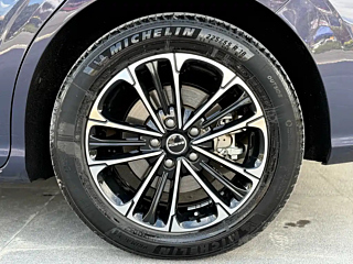 ROEWE IMAX8  2021 YEAR 400TGI SUPREME PRESTIGE EDITION 2021
