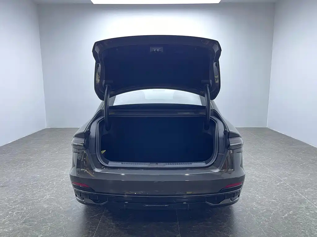 LINCOLN Z 2022