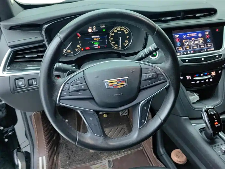 CADILLAC XT5 2020
